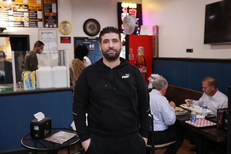 02xxx24-rtd-biz-shawarma